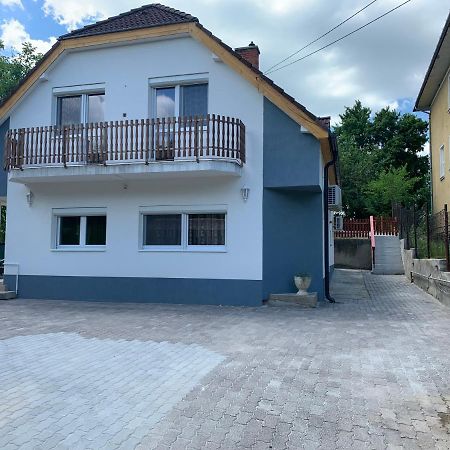 Borsi Apartman Balatonalmadi Bagian luar foto